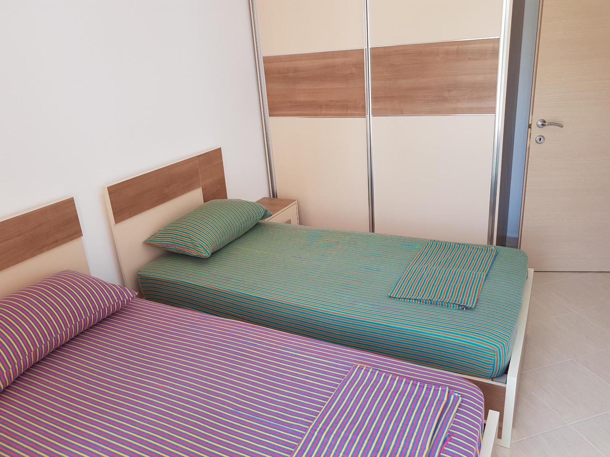 Flori Beach Apartment Radhime Ngoại thất bức ảnh